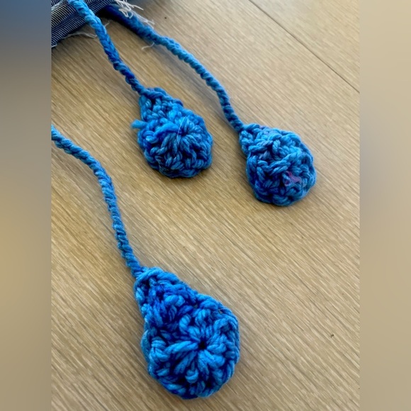 CUSTOM EMBROIDERED HIPPIE SHORTS - Picture 6 of 13